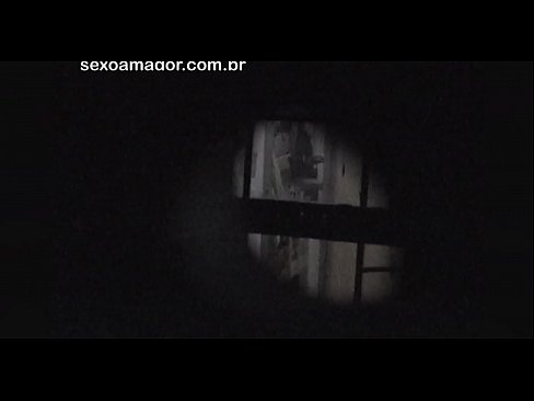 ❤️ Блонди ба таври махфӣ аз ҷониби як сайёҳи ҳамсоя, ки паси хиштҳои холӣ пинҳон шудааст, сабт мешавад Порно босифат дар tg.full-porner.ru ☑